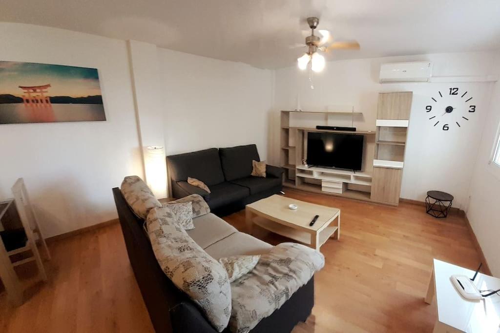 3f, Aire Acondic, 80m2, 2 Dormitorios, 4 Huespedes, Wifi Gratis Appartamento La Línea de la Concepción