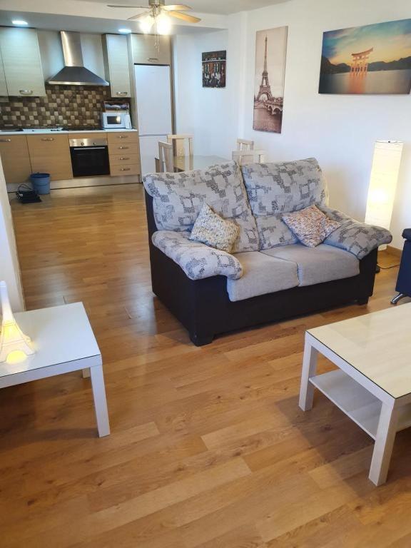 3f, Aire Acondic, 80m2, 2 Dormitorios, 4 Huespedes, Wifi Gratis Appartamento *