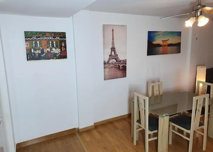 3F, Aire Acondic, 80M2, 2 Dormitorios, 4 Huespedes, Wifi Gratis